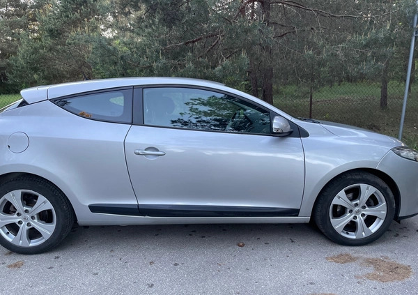Renault Megane cena 22500 przebieg: 147000, rok produkcji 2009 z Kielce małe 232